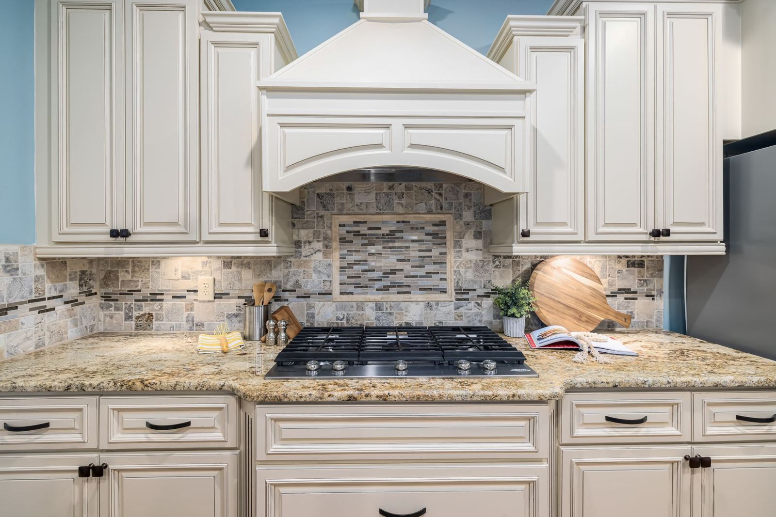 Pınar White Classic Kitchen